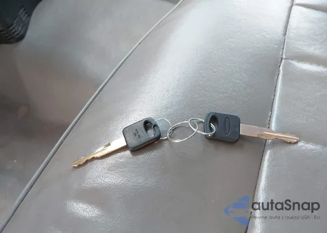 1997 Ford F-150 Standard/Xl/Xlt z USA, uszkodzony, nr VIN 2FTDX1729VCA12044